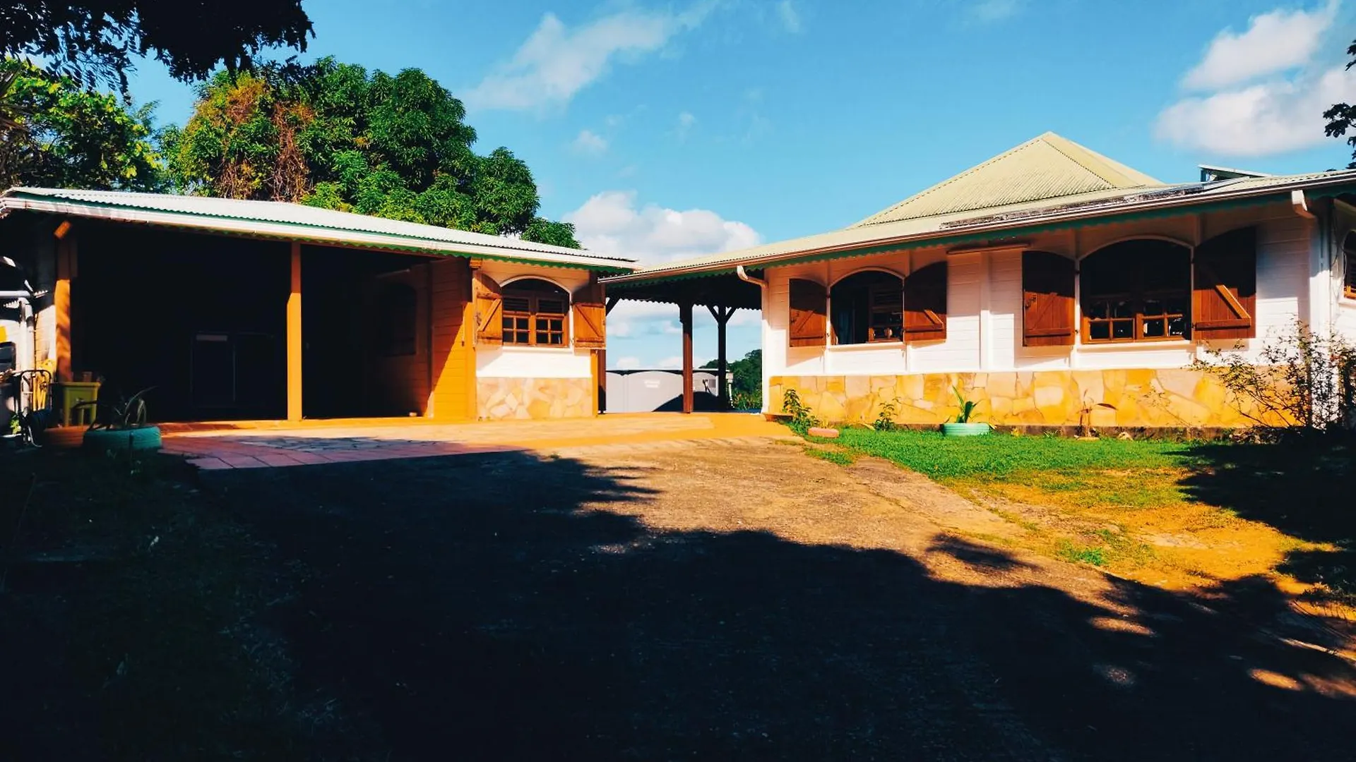 La Villa Mil'Or, Ideale Pour Vos Petits Evenements & Magnifique Vue Sur La Baie Du Robert 0*, 르 로베르 마르티니크