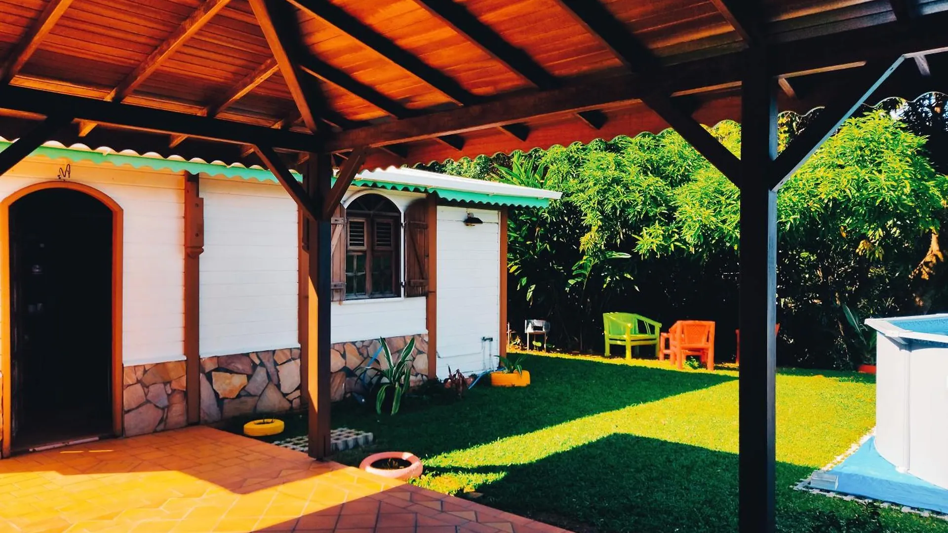 La Villa Mil'Or, Ideale Pour Vos Petits Evenements & Magnifique Vue Sur La Baie Du Robert 0*, 르 로베르