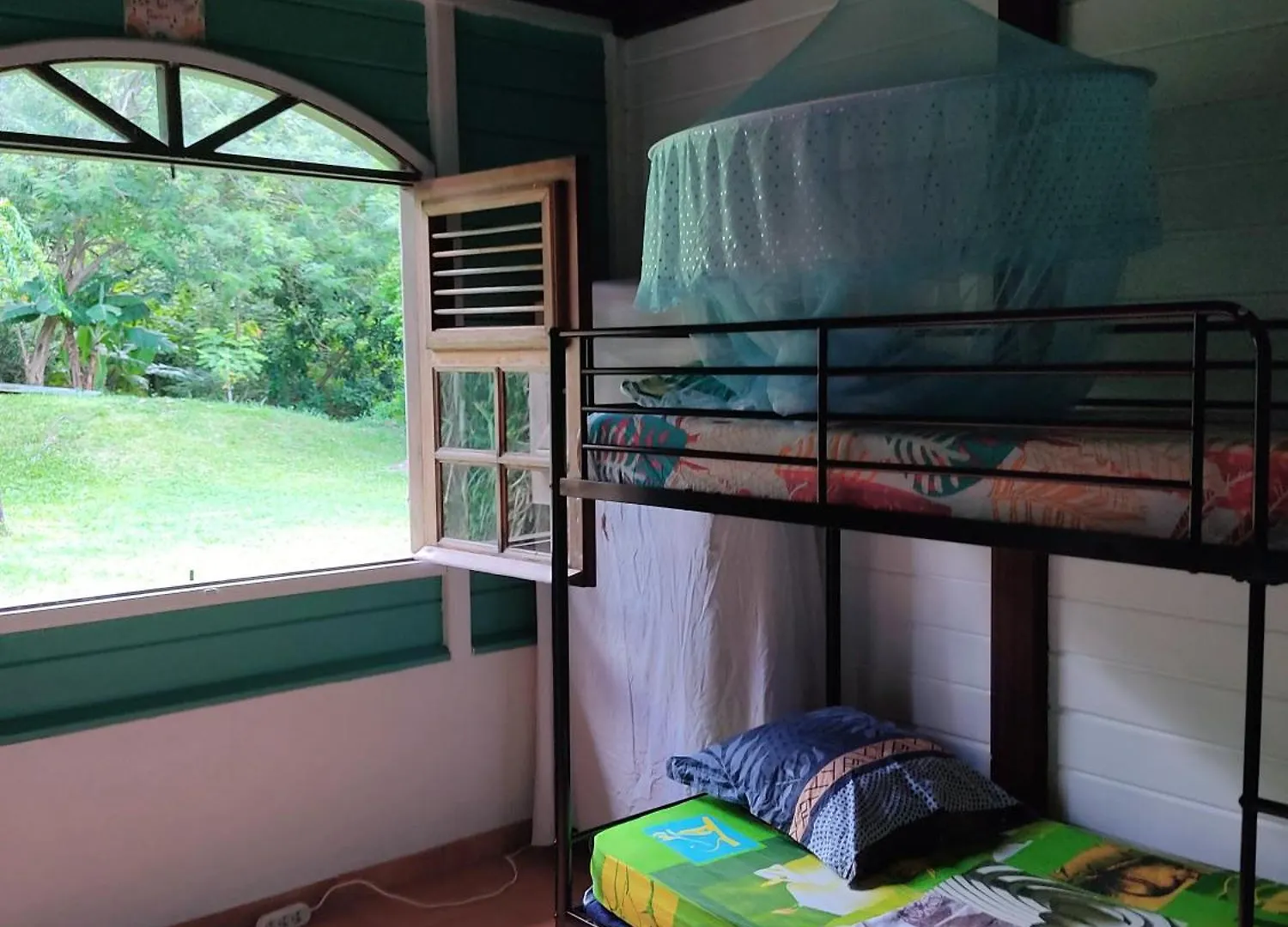 La Villa Mil'Or, Ideale Pour Vos Petits Evenements & Magnifique Vue Sur La Baie Du Robert 르 로베르